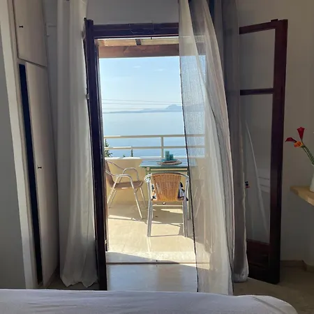 - Sea View Hotel