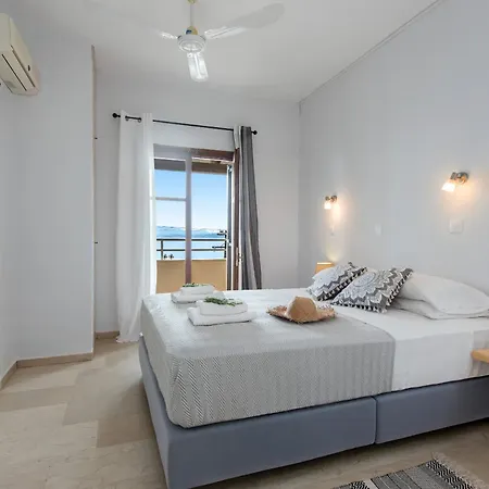 - Sea View Hotel *